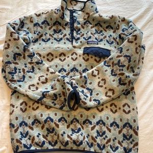 Perfect condition, relaxed fit Patagonia fleece sweatshirt